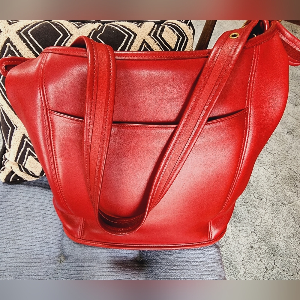Vintage Coach Legacy 9060